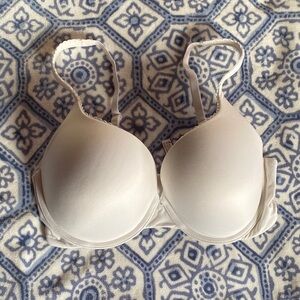 Victoria's Secret Smooth Nude T-Shirt Bra